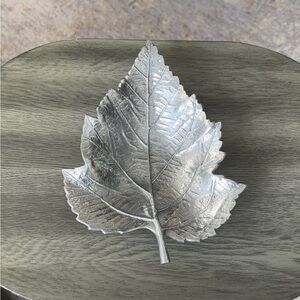 Martha Stewart Park Leaves Collection 9 Inch Silver Maple Leaf Bowl